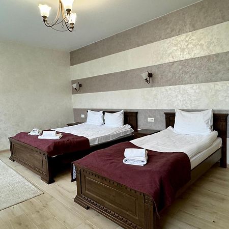Gold Palace Wellness & Spa Bukovel Bagian luar foto