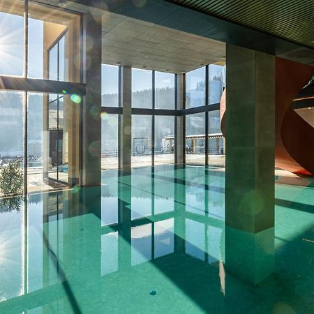 Gold Palace Wellness & Spa Bukovel Bagian luar foto