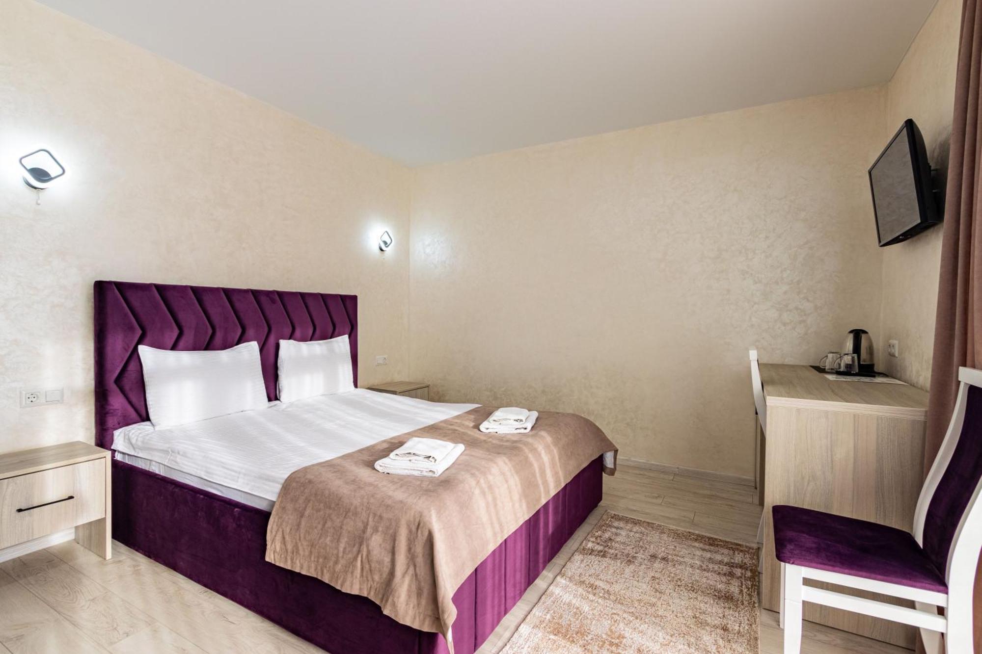 Gold Palace Wellness & Spa Bukovel Bagian luar foto