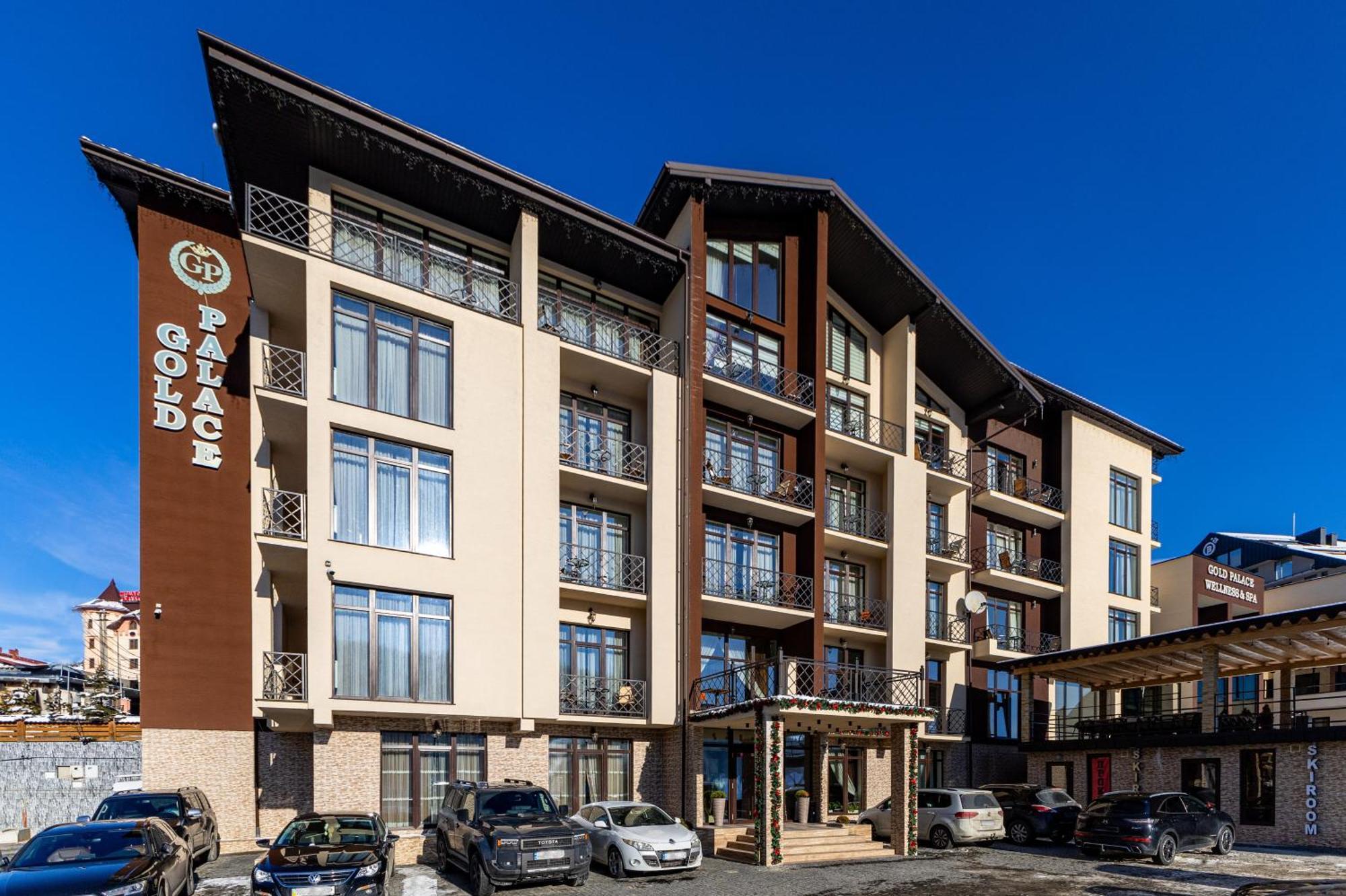 Gold Palace Wellness & Spa Bukovel Bagian luar foto