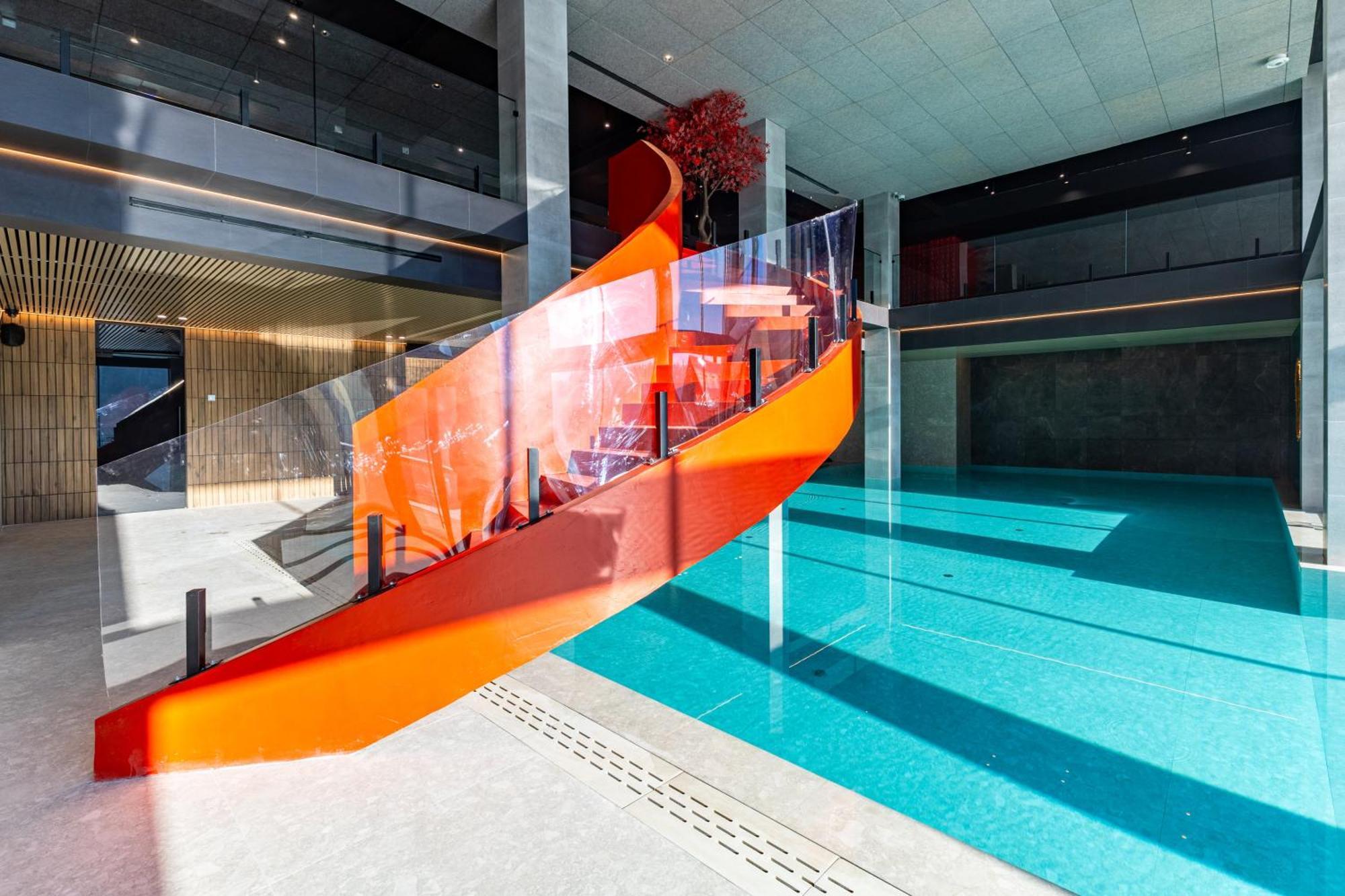 Gold Palace Wellness & Spa Bukovel Bagian luar foto