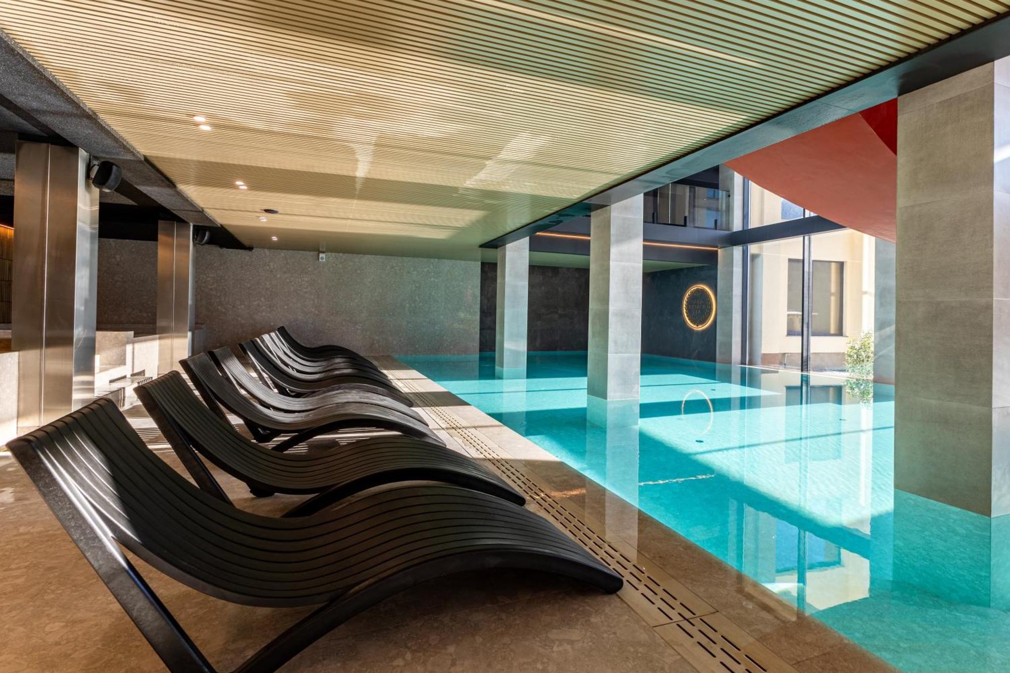 Gold Palace Wellness & Spa Bukovel Bagian luar foto