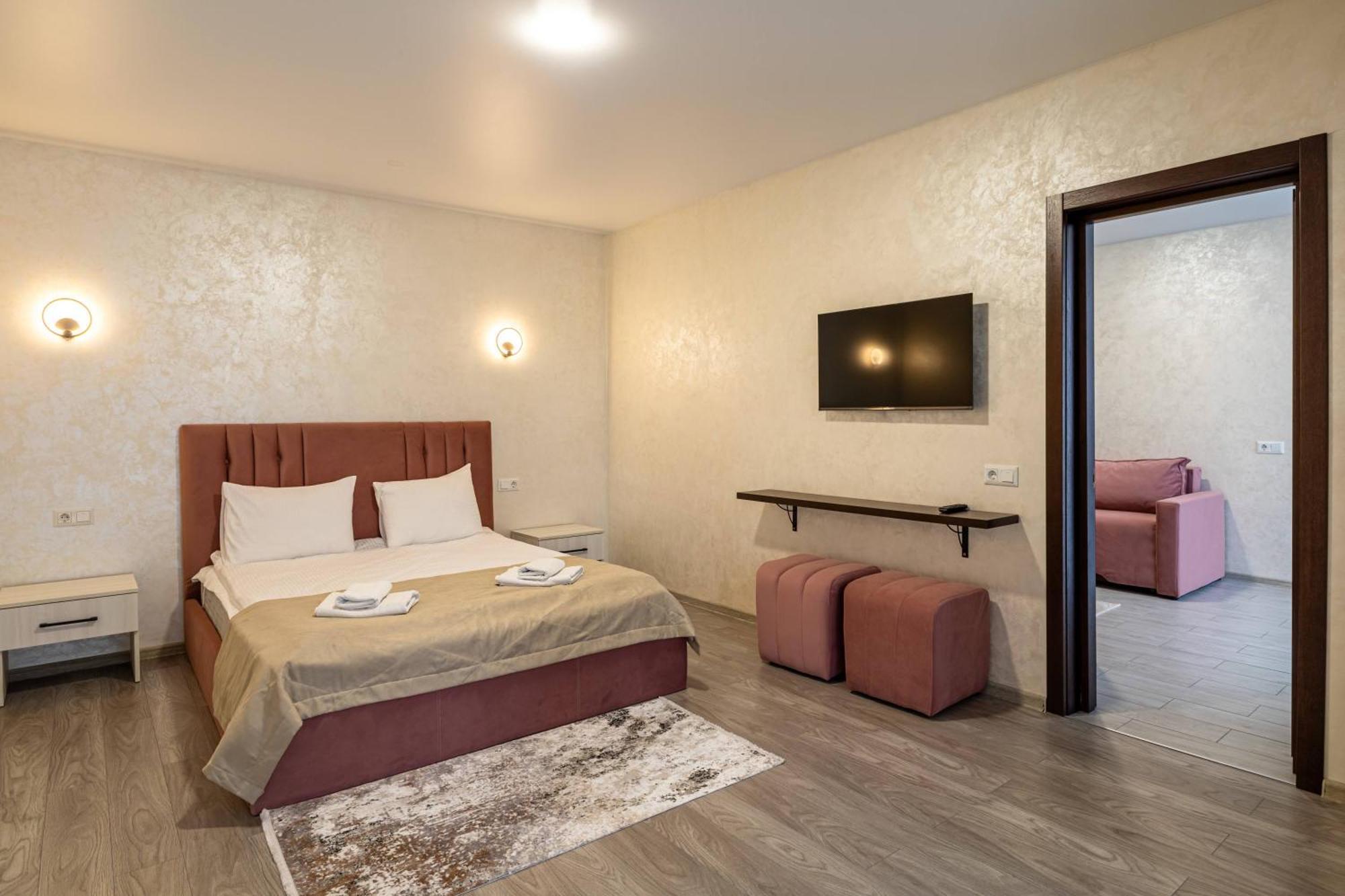 Gold Palace Wellness & Spa Bukovel Bagian luar foto